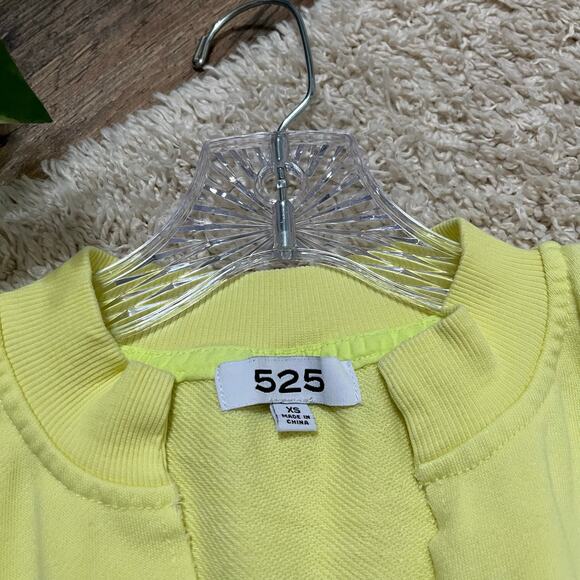 525 America XS Neon Yellow V-Neck Sleeveless Cropped Muscle Sweater Tank Top - Picture 4 of 6
